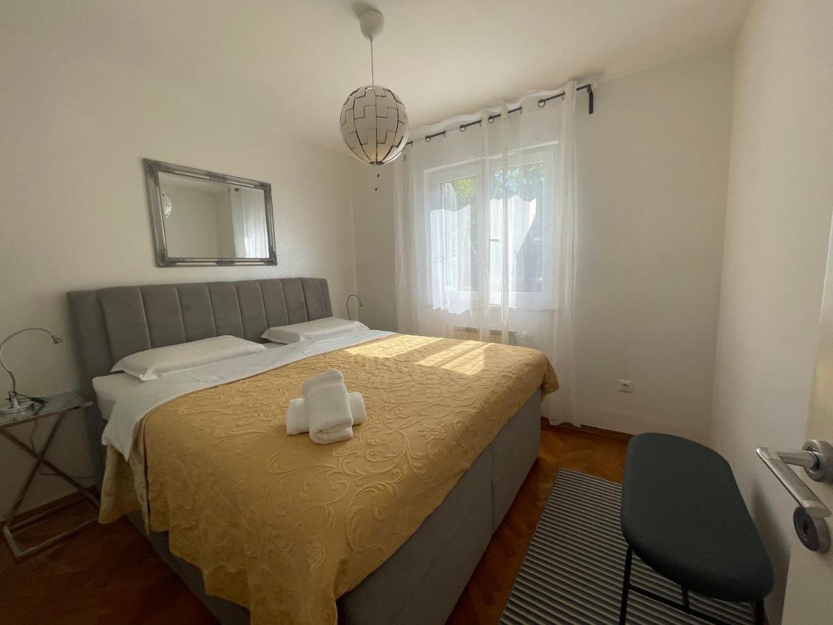 Apartments Bloom Near The Beach Πόρετς Εξωτερικό φωτογραφία