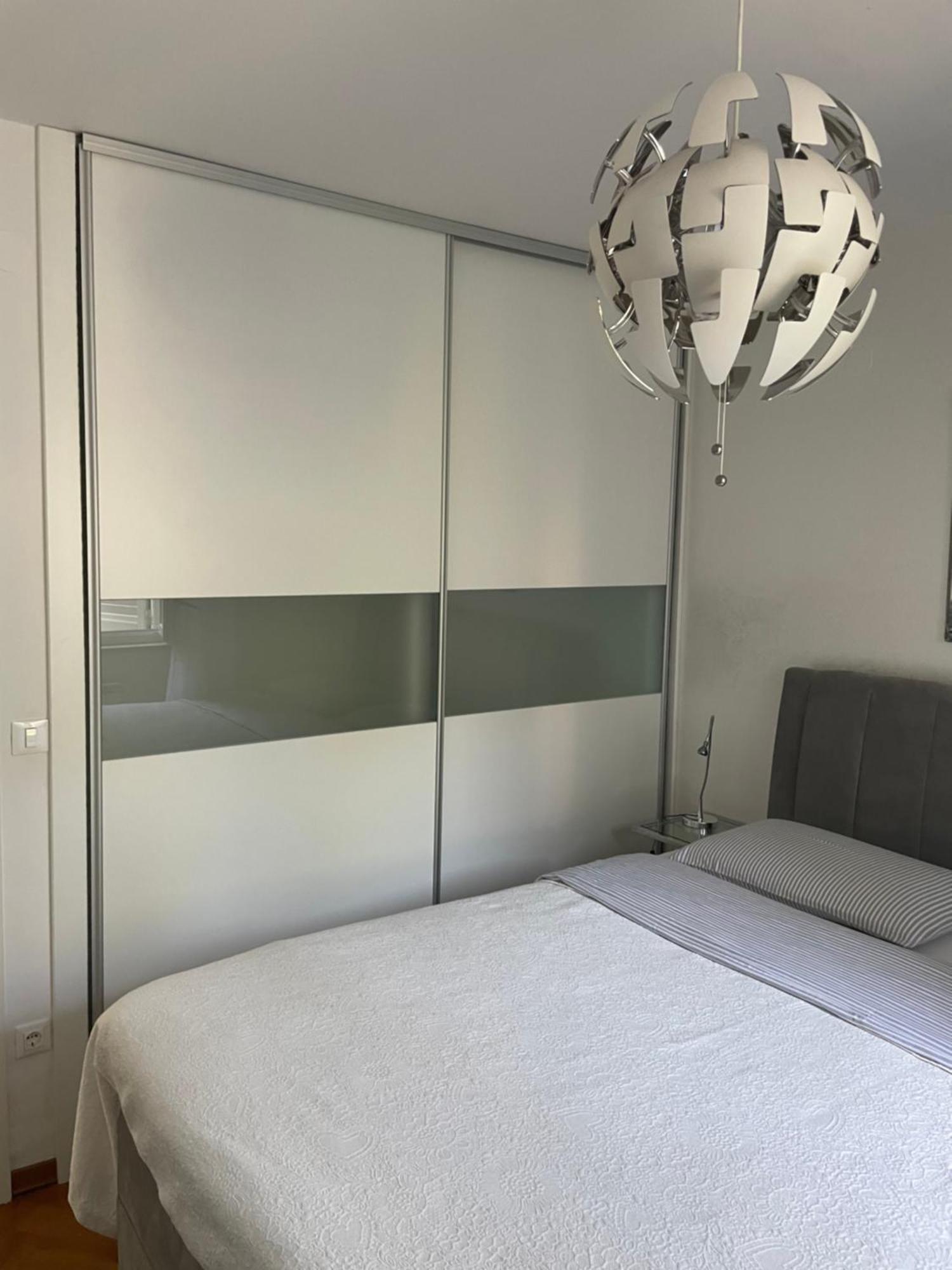 Apartments Bloom Near The Beach Πόρετς Εξωτερικό φωτογραφία